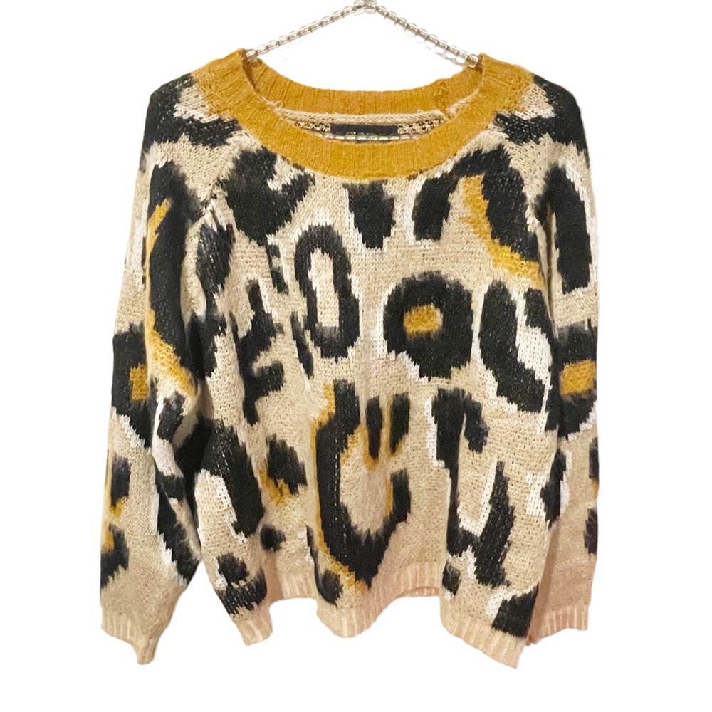 Alice Blue Size XL Brown Leopard Cheetah Animal Print Eyelash‎ Crewneck Sweater
